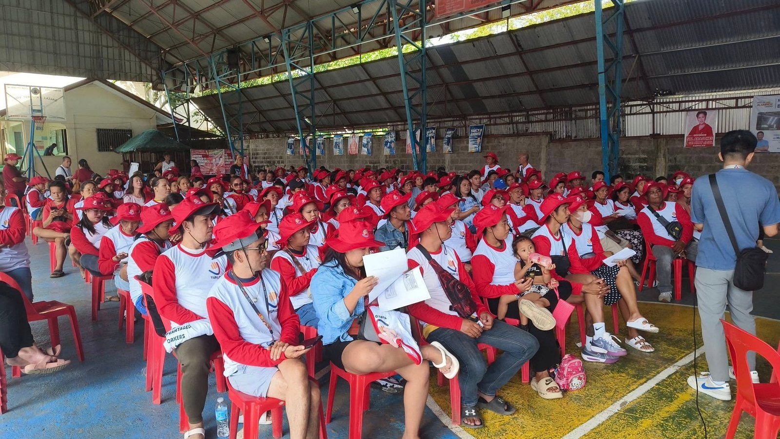FCOA Inc. Partners with DOLE to Deliver Livelihood Assistance to 2,000 Workers in Laguna's Third District